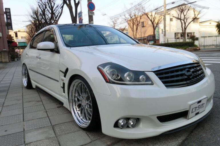車