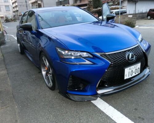 車